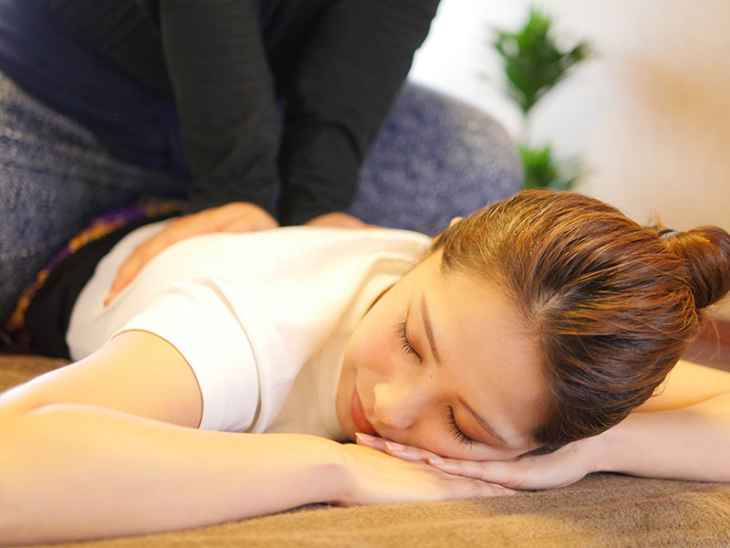 タイ式マッサージ